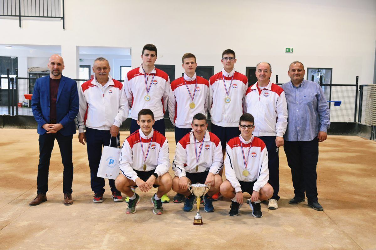 Hrvatska juniorska reprezentacija osvojila 4. Alpe Adria Cup