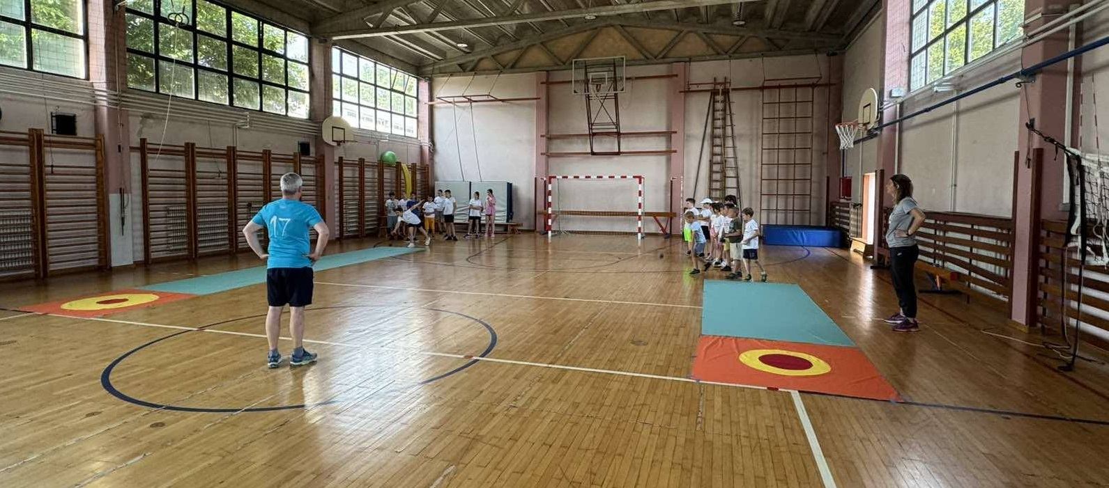 Demonstracija boćanja u OŠ Čavle – sportski praznici uz nove boćarske staze!