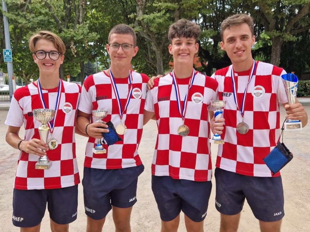 Hrvatska U-18 volo reprezentacija osvojila srebro na međunarodnom turniru u Francuskoj