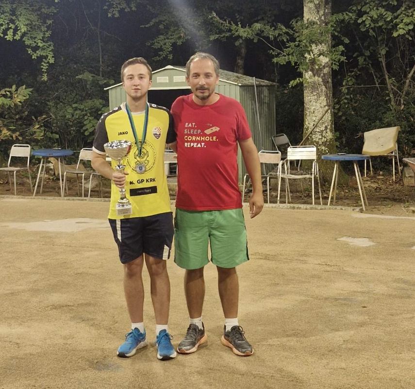 Leon Petz prvak županije u bližanju i izbijanju u krug