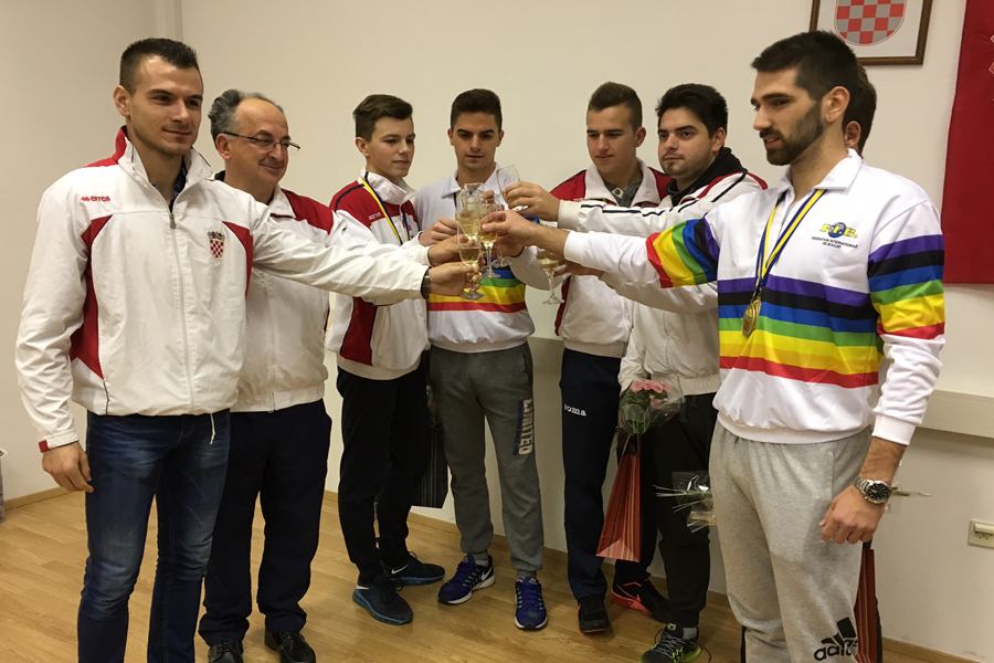 SVEČANI DOČEK U-18 i U-23