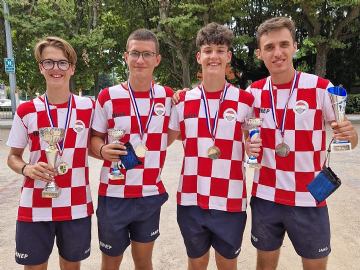 Hrvatska U-18 volo reprezentacija osvojila srebro na međunarodnom turniru u Francuskoj
