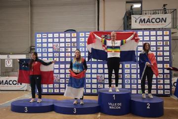 Nives Jelovica osvojila zlato, Nikol Belasić i Carrolina Ban brončane na SP-u u Maconu